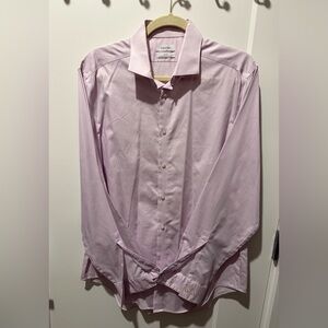 Calvin Klein Men's Classic Dress Shirt - Light Pink. Size 16 1/2 (34/35)